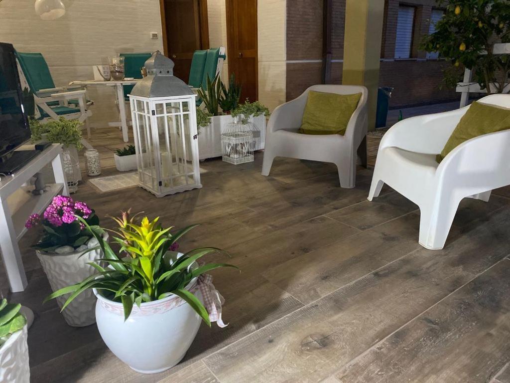 Viro House Bed & Breakfast Squinzano Dış mekan fotoğraf